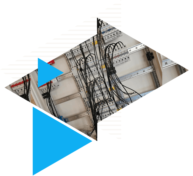 Kabel und Schaltkästen